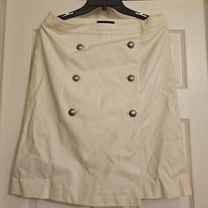 Elegant Talbots Cream Skirt with Button Accents